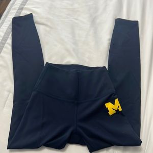 Lululemon a university of Michigan leggings